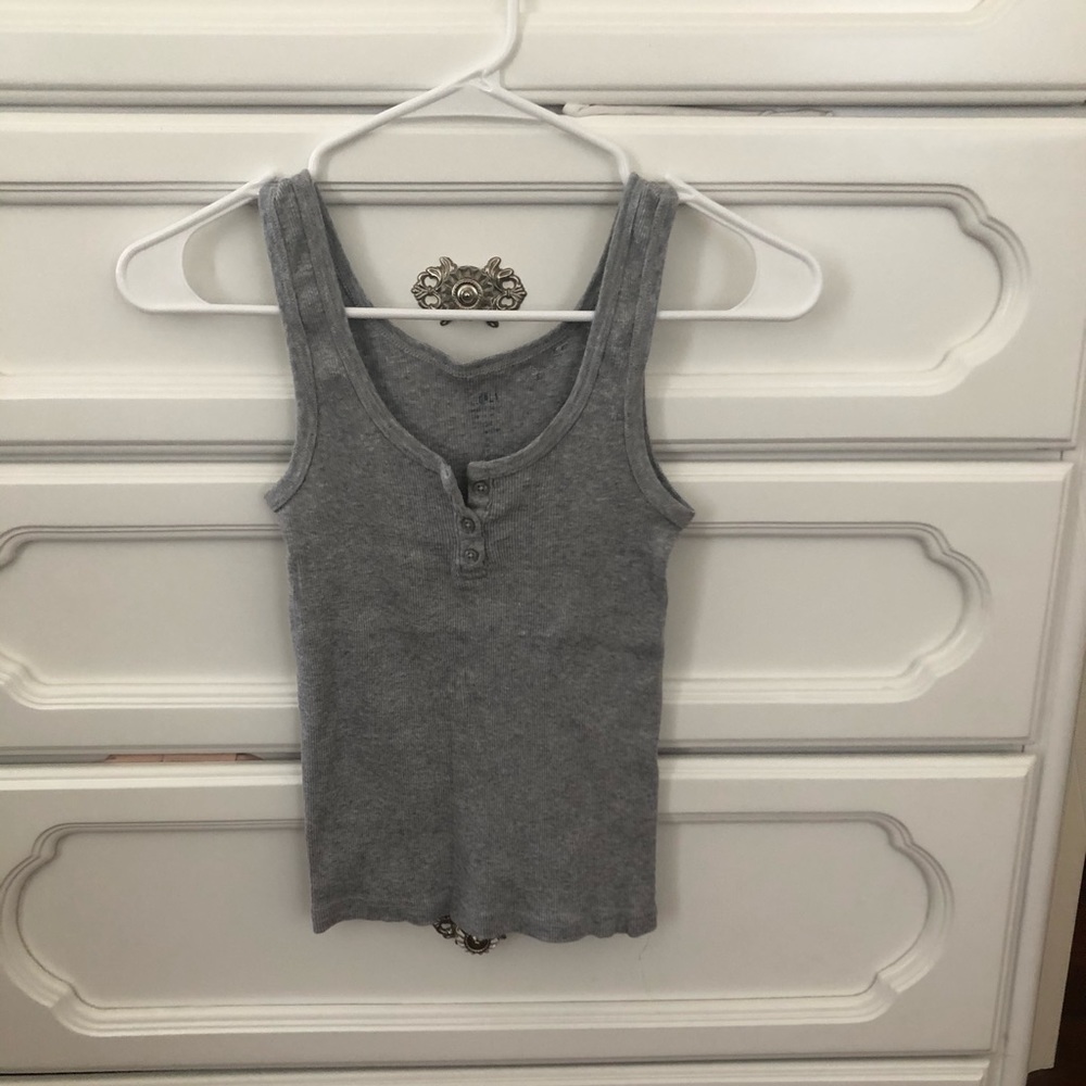 BRANDY MELVILLE TANK TOP
